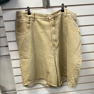 Vintage high wasted tan short no excuses